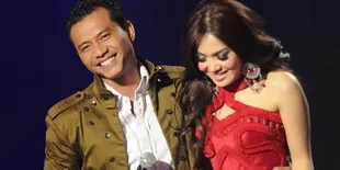 Momen Terdahsyat! Duet Dadakan Anang - Syahrini Bikin Heboh