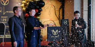 MUA dan Influencer Ari Izan Kenalkan 'Viral Beauty', Kosmetik Lokal Premium dengan Harga Terjangkau