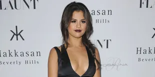 Muak Dengan Justin Bieber, Selena Gomez Kencani Austin Mahone?