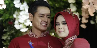 Mual dan Gak Enak Badan, Cut Meyriska Sedang Hamil Anak Roger Danuarta?