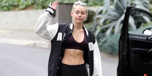 Mulai 'Coba Aneh-Aneh', Miley Cyrus Dapat Peringatan Keras