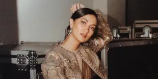 Mulai Khawatirkan Tanda-Tanda Penuaan, Atiqah Hasiholan Jajal Filler untuk Pertama Kalinya