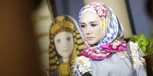 Mulan Jameela Rasakan Banyak Perubahan Ketika Mantap Berhijab