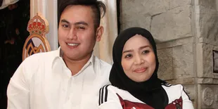 Musdalifah Tak Pernah Menyesal Nikahi Nassar