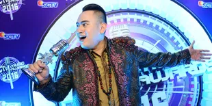 Muzdalifah Umrah Tinggalkan Anak Sampai Lebaran, Ini Kata Nassar