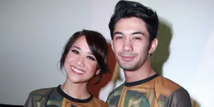 'MY STUPID BOSS', Reza Rahadian Rela Make Over 2 Jam Setiap Hari!