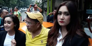 Nafa Urbach Diangkat Jadi Konsultan dan Dilamar Hotman Paris Dengan Lamborghini