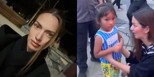 Naluri Seorang Ibu, Momen Nia Ramadhani Tenangkan Anak Kecil yang Kehilangan Ayahnya - Langsung Digendong