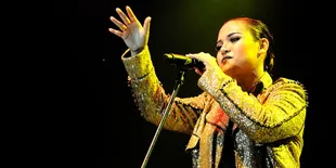 Neonomora Dedikasikan 'The Man' Untuk Indonesia Baru