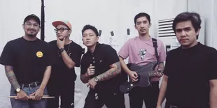 Ngefans Sheila On 7, Pee Wee Gaskins Ubah Lagu 'Dan' Jadi Lebih Keras