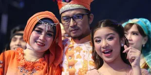 Nggak Cuma Cantik, Suaranya Ibu Tiara Anugrah Enak Banget - Duet Bareng Emil Dardak