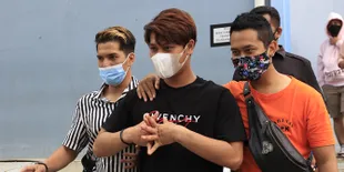 Nggak Pernah Rayakan Valentine, Rizky Billar Malah Tiba-Tiba Dapat Cokelat