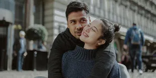 Nggak Sabar Jadi Ayah, Chicco Jerikho Unggah Foto Hasil USG Putri Marino