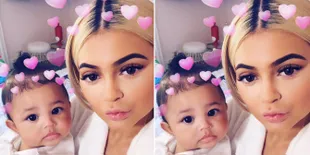 Nggemesin! Baru 7 Bulan, Stormi Webster Sudah Mulai Bisa Jalan
