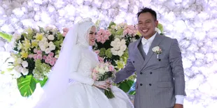 Ngotot Ingin Anak Kembar, Vicky Prasetyo Sampai Minta Izin ke Ibunda Angel Lelga