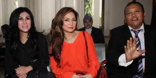 Nia Daniati dan Farhat Abbas Meminta Perpanjangan Mediasi