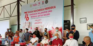 Sandiaga Uno dan Nibras House Peduli Bagikan 20.000 Paket Sembako Pada Masyarakat Terdampak Covid-19