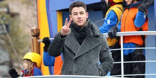 Nick Jonas Ajak Priyanka Chopra Liburan ke Resort Ski Favoritnya