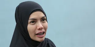 Nikita Mirzani Beberkan Alasan Tak Ziarah ke Makam Ibu Dipo Latief