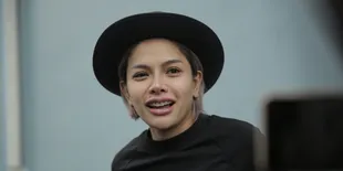 Nikita Mirzani Siap Biayai Keperluan Tiga Setia Gara Untuk Pulang ke Indonesia