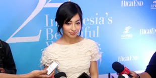 Nikita Willy Tak Sangka Dapat Penghargaan Wanita Tercantik