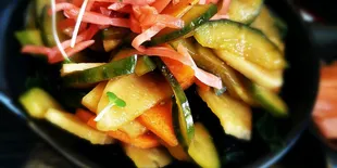 Nikmati Kelezatan Lewat 6 Resep Sayur Timun di Berbagai Negara yang Praktis dan Wajib Dicoba