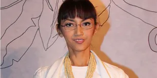 Nina Tamam Ramaikan Malam Puncak FFI 2012