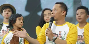 Nonton Film 'KELUARGA CEMARA', Ringgo Agus Rahman Sampai Nangis
