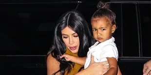 North West Ternyata Tak Suka Kim Kardashian Hamil, Kenapa?