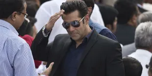 Nostalgia, Salman Khan Penuh Tawa Saat Kenang Peran Pertamanya