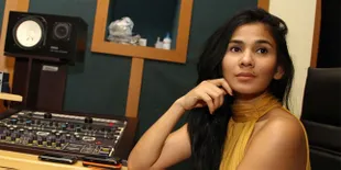 Nova Eliza Dedikasikan Piala Vidia Untuk Para TKW