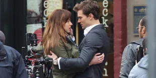 Novel 'FIFTY SHADES OF GREY' Terjual 100 Juta Eksemplar