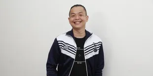 Nyaman Bekerja Sebagai Sutradara, Ernest Prakasa Ungkap Tak Ada Lagi Keinginan Jadi Aktor