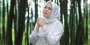 Nyanyikan Lagu Aisyah Istri Rasulullah, Anisa Rahman Sedot 26 Juta Lebih Penonton Youtube dalam Dua Minggu