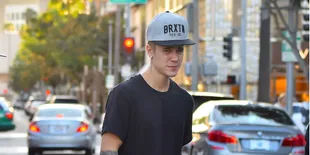 Nyanyikan Lagu Baru, Justin Bieber Curhat Tentang Selena Gomez?