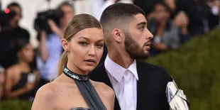 Nyanyikan 'Pillowtalk', Gigi Hadid Gagal Move On Dari Zayn Malik?