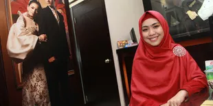 Oki Setiana Dewi Ajak Dzikir Anak-Anak Korban Banjir