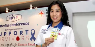 Olivia Zalianty Bantah Kakaknya Sekamar Dengan ARB!