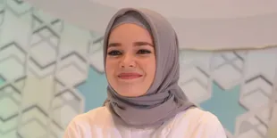 One Day One Juz, Dewi Sandra Fokus Khataman Alquran Jelang Lebaran