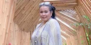 Orang Kaya, Rumah Jennifer Jill Nggak Dikerjakan Pakai Rupiah Melainkan Dengan 4 Mata Uang Asing