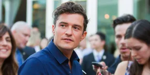 Orlando Bloom Bugil, Meme Kocaknya Bertebaran di Media Sosial