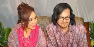 OVJ dan Srimulat Hibur Masyarakat di Resepsi Nunung & Iyan