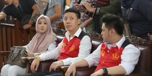 Pablo Benua dan Rey Utami Siap Bertemu Fairuz A. Rafiq Dalam Persidangan