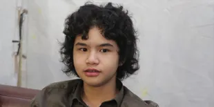 Pacar Dul Hadir di Sidang