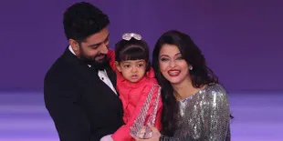 'Pakai' Bunga, Aishwarya dan Sang Putri Pose Cantik di Maldives