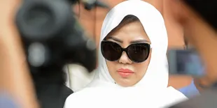 Pakai Kerudung di Sidang Cerai, Bella Shofie Mantap Berhijab?