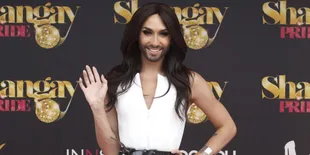 Pakai Lingerie, Seperti Apa Penampilan Conchita Wurst?