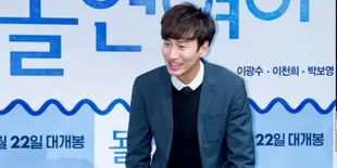 Pakai Sorban, Lee Kwang Soo Menjelma Jadi Pangeran Arab di Dubai