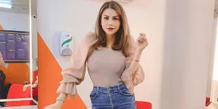 Pamer Foto Mandi Bareng Anak di Bathtub, DJ Katty Butterfly Diingatkan Netizen Soal Mualaf