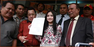 Panggilan Polda, Prilly Latuconsina Bawa Hasil Tes Keperawanan